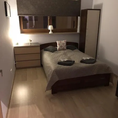 Apartament Bialy Platan *